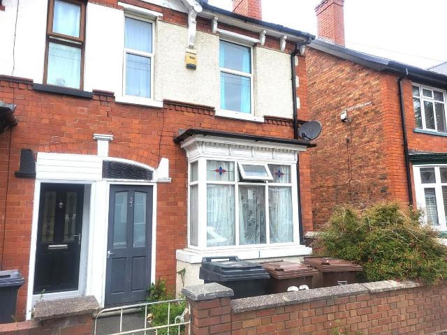 Victoria Road, Wednesfield, Wolverhampton WV11, Studio to rent, £525 pcm | PrimeLocation
