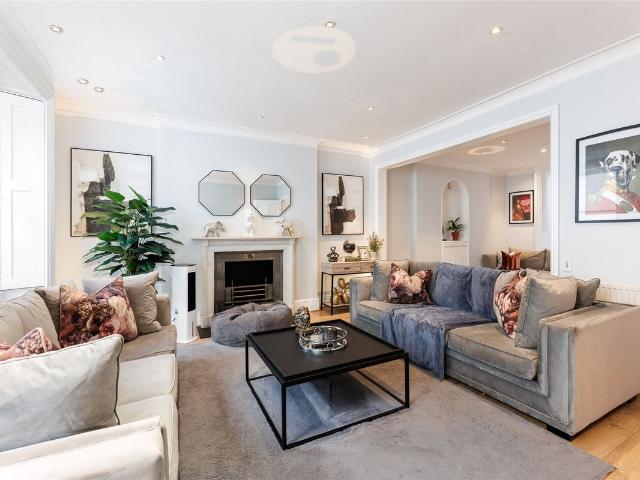 Victoria Square, London SW1W, 5 bed detached house to rent, £12,500 pcm | PrimeLocation