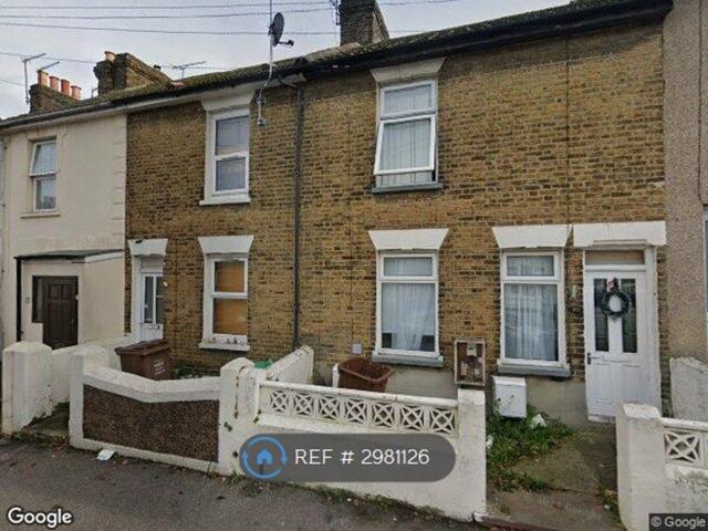 Victoria St, Gillingham ME7, 3 bed terraced house to rent, £1,600 pcm | PrimeLocation