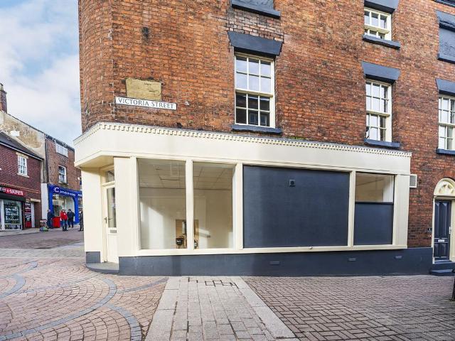 Victoria Street, Congleton CW12, 2 bed flat to rent, £895 pcm | PrimeLocation