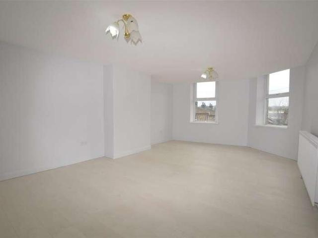 Victoria Street, Cleckheaton, BD19