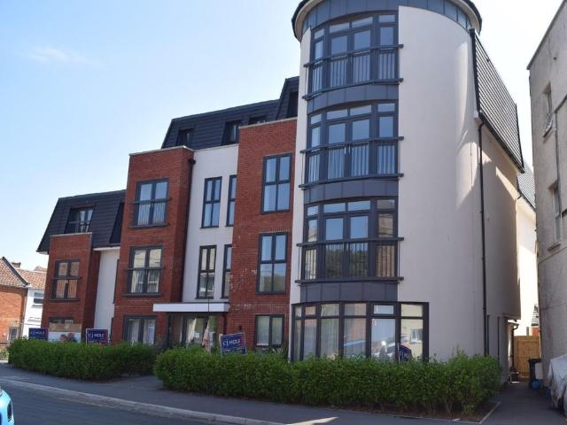 Victoria Street, Burnham On Sea TA8, 2 bed property to rent, £1,100 pcm | PrimeLocation