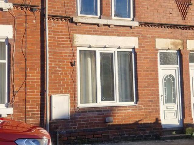 Victoria Street, Goldthorpe Rotherham S63, 2 bed terraced house to rent, £695 pcm | PrimeLocation