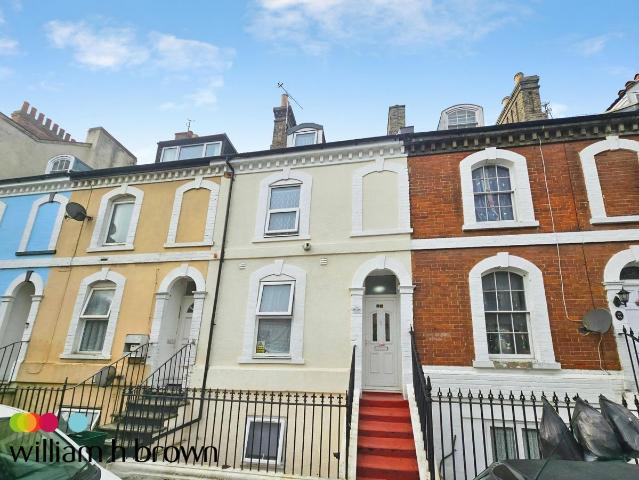Victoria Street, Harwich CO12, 1 bed flat to rent, £795 pcm | PrimeLocation