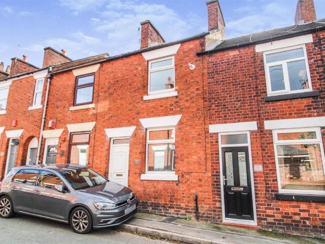 Victoria Street, Leek ST13, 2 bed terraced house to rent, £795 pcm | PrimeLocation