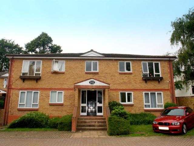 Victoria Street, Maidstone ME16, Studio to rent, £800 pcm | PrimeLocation