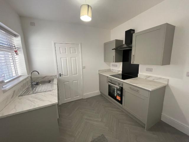 Victoria Street, Mansfield NG18, 1 bed flat to rent, £675 pcm | PrimeLocation