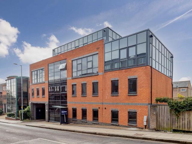 Victoria Street, St Albans AL1, Studio to rent, £1,400 pcm | PrimeLocation