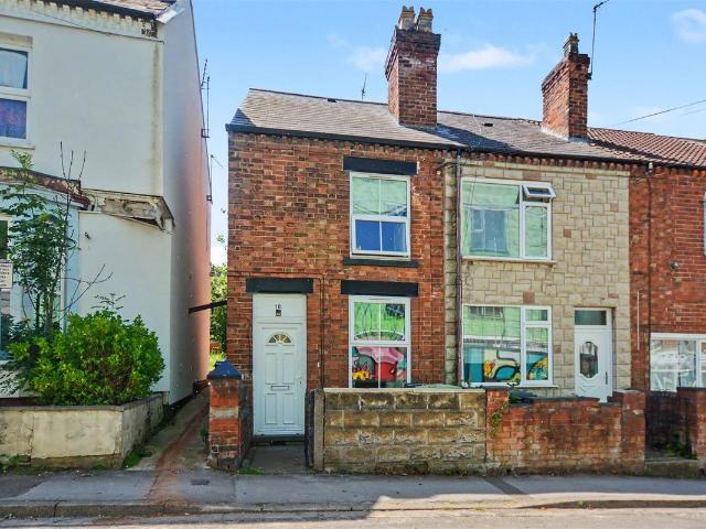 Victoria Street, Stapleford, Nottingham NG9, 2 bed end terrace house to rent, £875 pcm | PrimeLocation