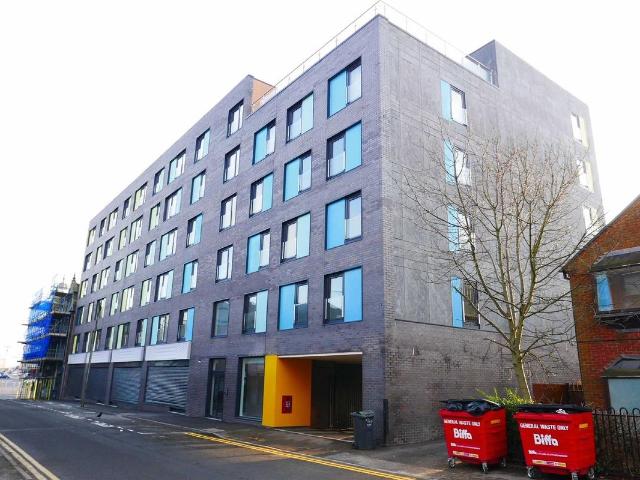 Victoria Street, Westbromwich B70, 1 bed flat to rent, £800 pcm | PrimeLocation