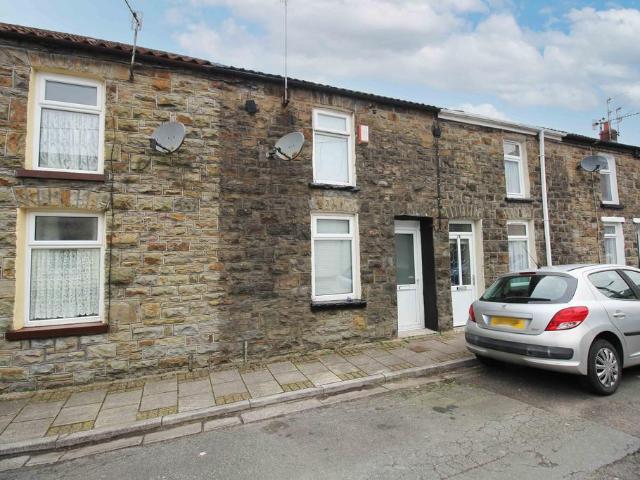 Victoria Street, Treherbert CF42 5LL 2 bed terraced house to rent £650 pcm £150 pw