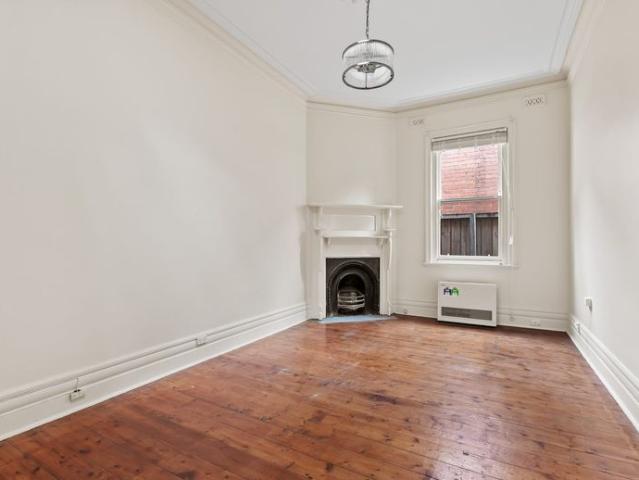 Victorian Charm in a Peaceful Cul de Sac Setting