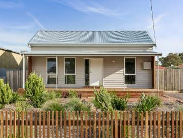 Victorian Charm Meets Modern Comfort