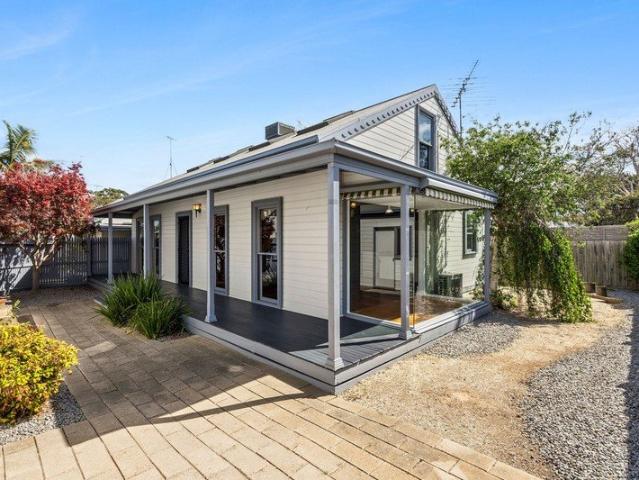VICTORIAN CHARM, SPACE & CENTRAL TORQUAY CONVENIENCE