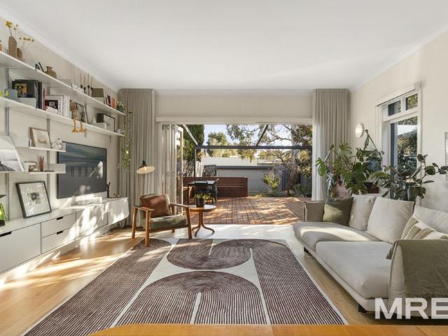Victorian charm with entertainers appeal