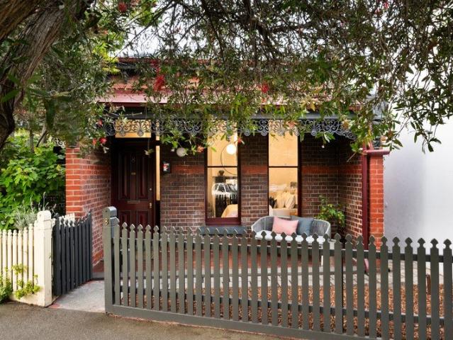 Victorian Charm with Garden Studio!