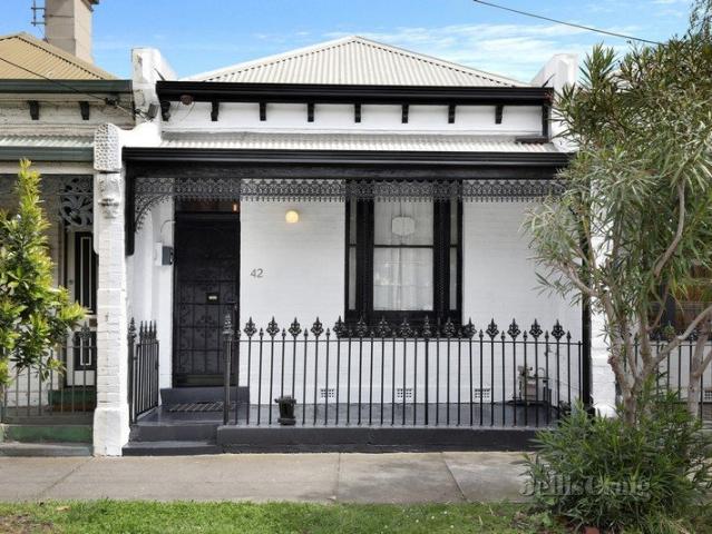 Victorian Charm, Vibrant Lifestyle
