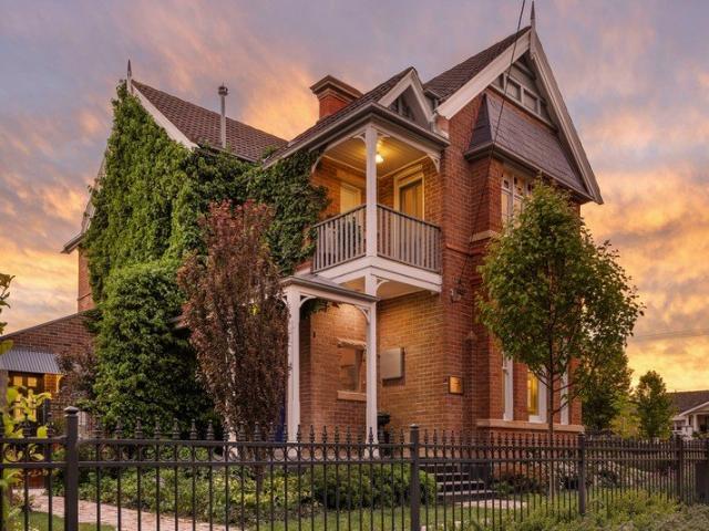 Victorian Grandeur Meets Modern Living