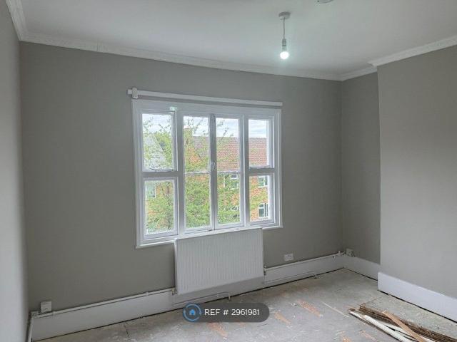 Victorian Grove, London N16, 1 bed flat to rent, £1,850 pcm | PrimeLocation