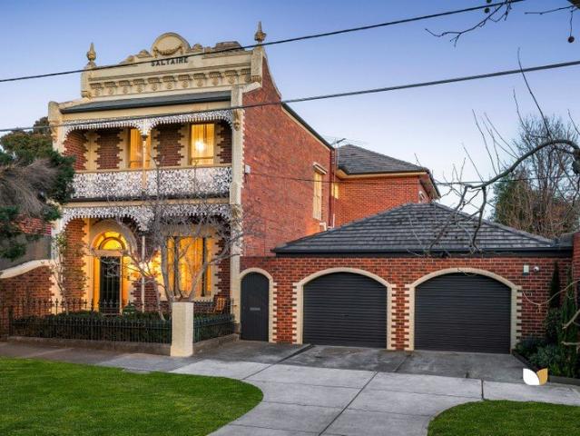 Victorian Elegance Meets Modern Family Living