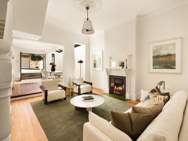 Victorian Elegance With An Urban Edge, A Tri Level Terrace With Parking