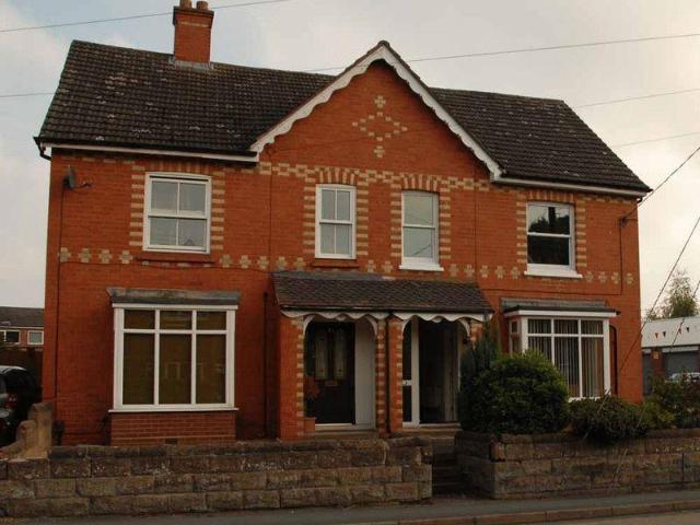 VICTORIAN HOUSE FINGER ROAD, DAWLEY. 5 bed semi detached house to rent £1,450 pcm £335 pw