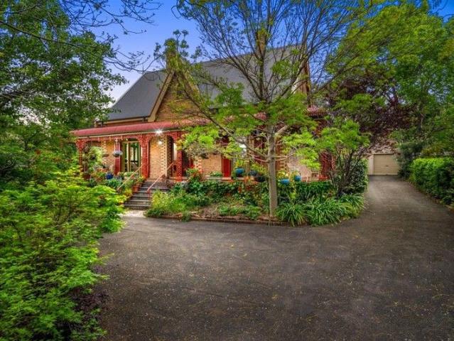 2,041 SQM BLOCK R3 ZONING IN THE HEART OF PENRITH!