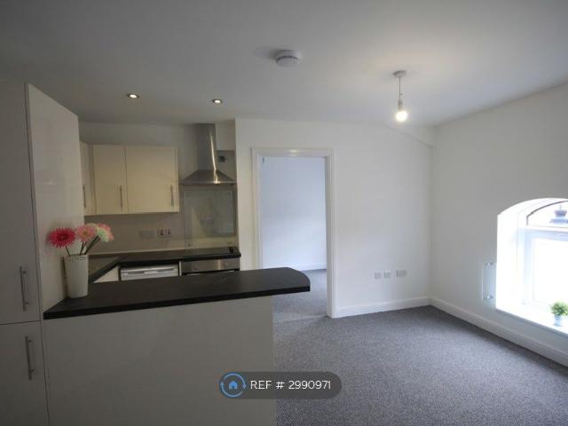 Victorian Newhall, Cannock WS11, 2 bed flat to rent, £725 pcm | PrimeLocation