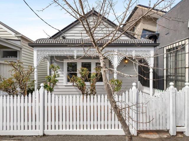 Victorian prize with instant appeal