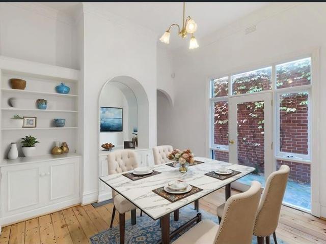 Victorian Terrace with Grandeur and Style