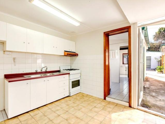 Victorian Terrace in great location
