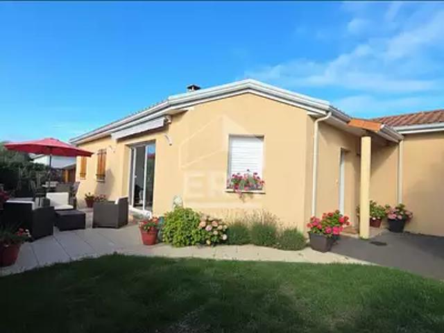 Vic en Bigorre 65500 Achat / Vente maison 4 pièces t4 au dernier étage