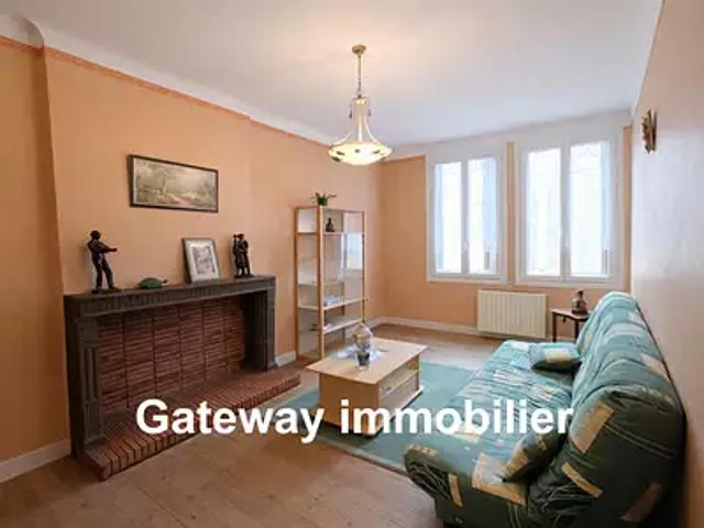 Vic le Comte 63270 Achat / Vente maison 2 pièces t2