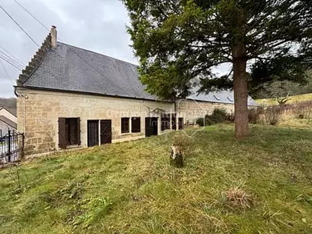 Vic sur Aisne 02290 Achat / Vente maison 4 pièces t4 au dernier étage