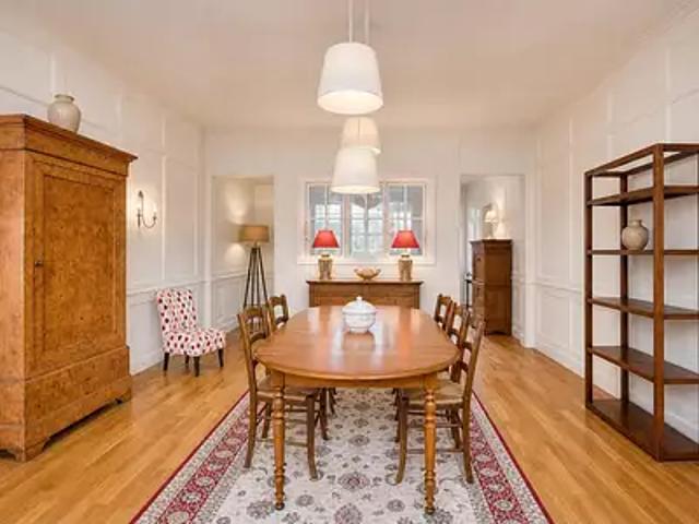 Vic sur Seille 57630 Achat / Vente maison 12 pièces t12 jardin cave
