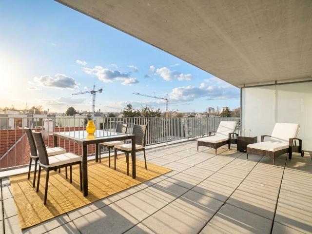 VIC und U1 Kaisermühlen, 4 Zi. mit 35m2 Terrasse Richtung Donauinsel