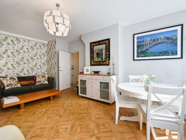 Vicarage Crescent SW11, 2 bed flat to rent, £3,750 pcm | PrimeLocation