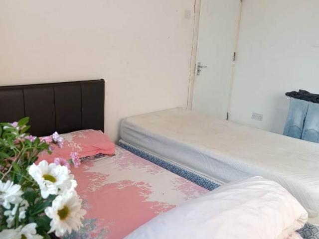 Vicarage Ln, London, E15 1 bed in a house share to rent £850 pcm £196 pw
