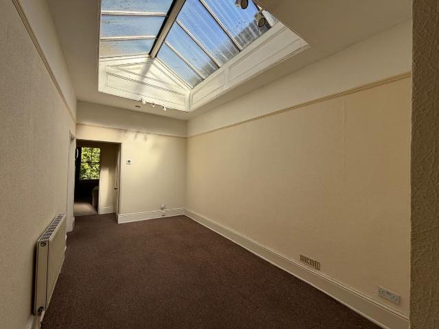 Vicarage Mansions, Queenstown Road SW8, 3 bed flat to rent, £2,800 pcm | PrimeLocation