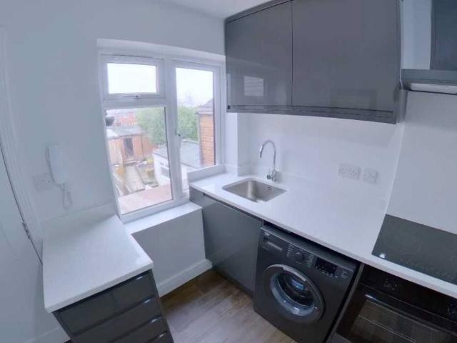 Vicarage Road B14, 1 bed flat to rent, £650 pcm | PrimeLocation