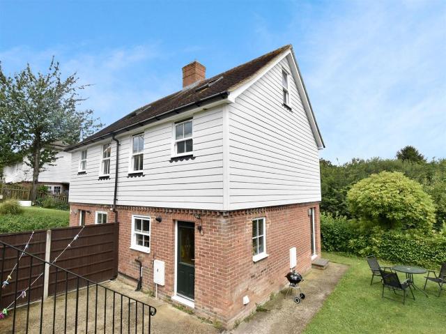 Vicarage Road, Burwash Common TN19, 3 bed semi detached house to rent, £1,495 pcm | PrimeLocation