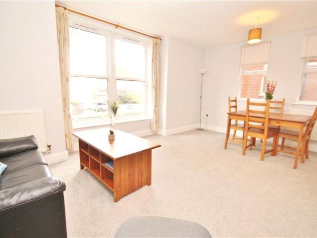 Vicarage Road, Egham, Surrey, TW20 9GH
