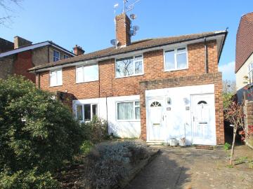 Vicarage Road, Hampton Wick, Kingston Upon Thames KT1, 2 bed maisonette to rent, £2,100 pcm | PrimeLocation