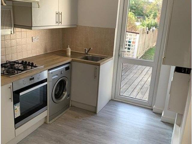 Vicarage Road, London E10, 1 bed flat to rent, £1,650 pcm | PrimeLocation