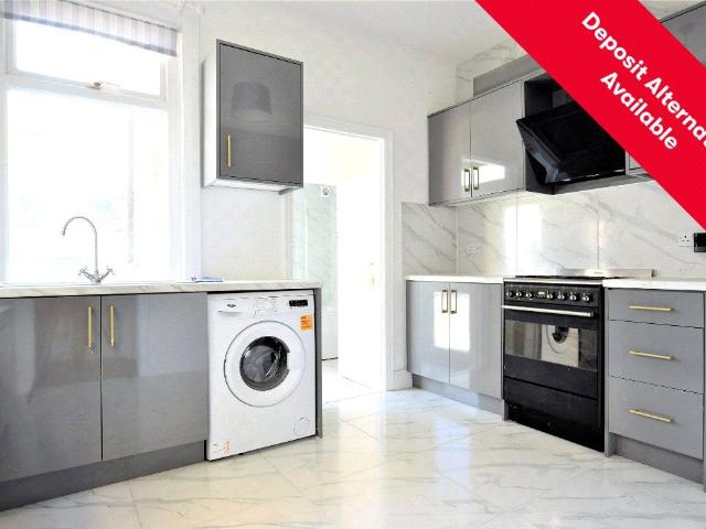 Vicarage Road, Sutton SM1, 3 bed semi detached house to rent, £2,050 pcm | PrimeLocation