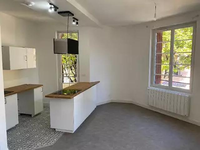 Vichy 03200 Location appartement 3 pièces t3 balcon