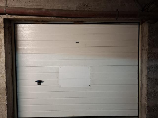 VICHY HYPER CENTRE F4 MEUBLE AVEC GARAGE