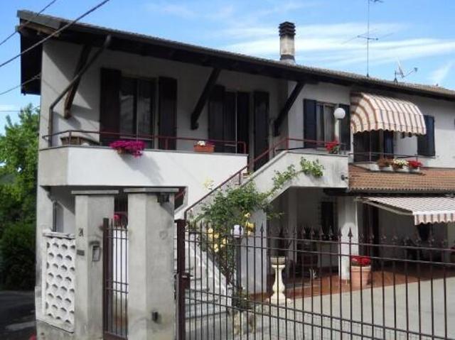 Vicolo Graglia 24 13 vani 263mq