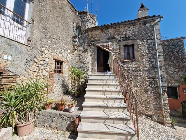 VICOLO DELL´OSPEDALE 9 quadrilocale 92mq