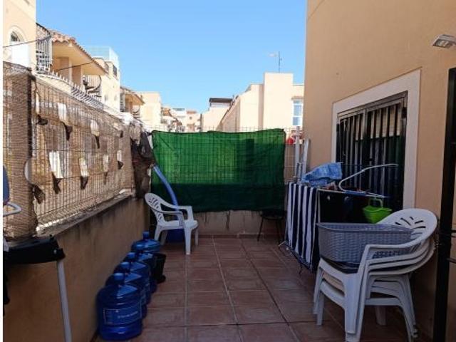 Vida mediterránea a tu alcance: piso de 2 dormitorios, 2 baños y piscina comunitaria en Palomares